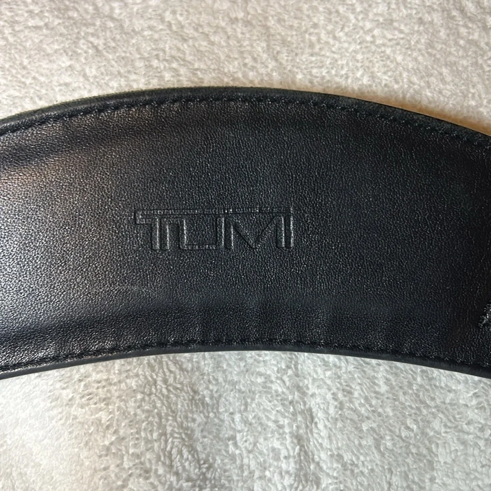 Authentic TUMI 16